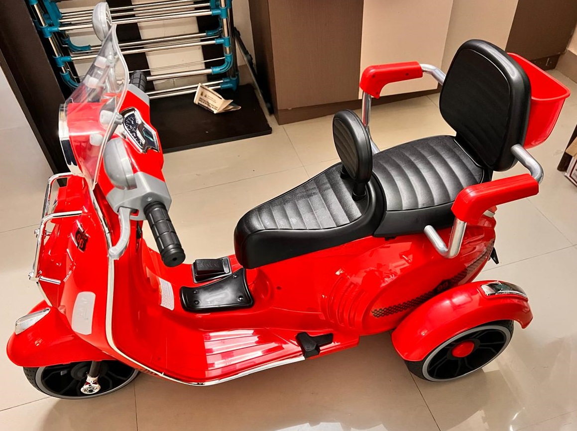 Baybee ScootStar Battery Operated Bike for Kids | Ride on Toy Kids Bike with Dual Seat, Bluetooth, USB & Storage